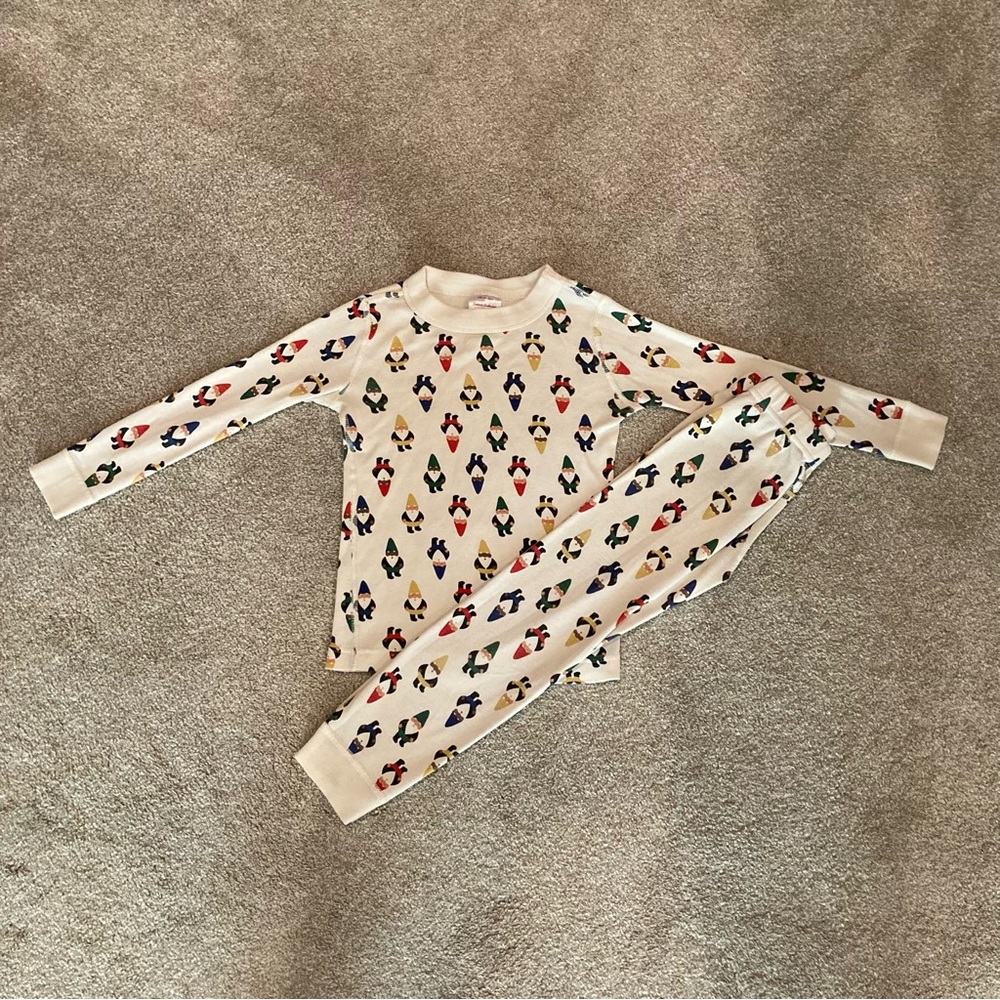 Size 4 Hanna Andersson Gnomes Holiday Pajamas